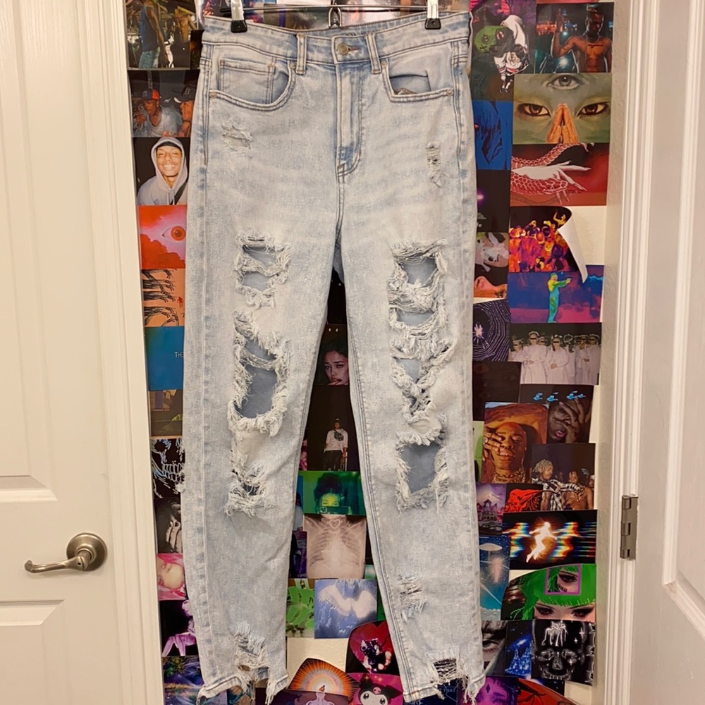 American Eagle Ripped Jeans